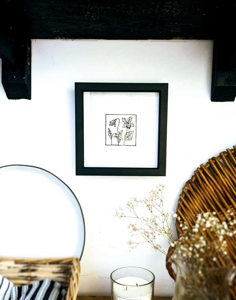 Flowers print on wall